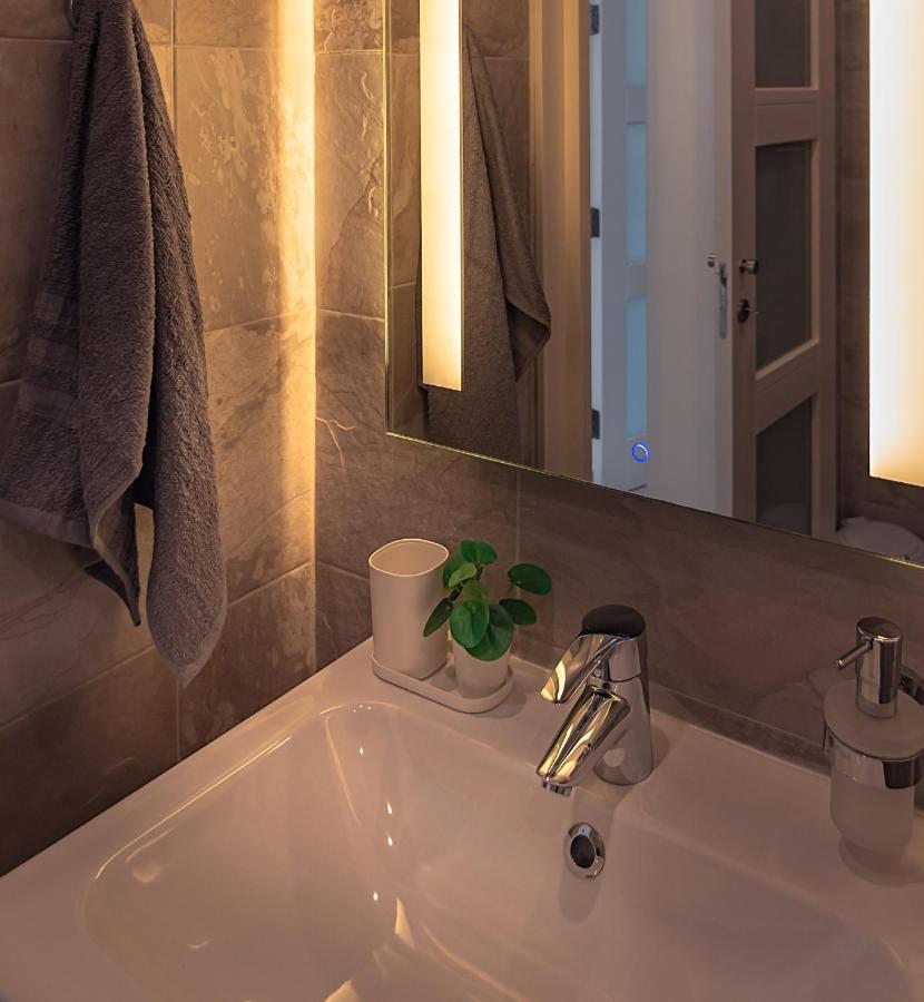Modern Comfort - 2Br Apartment Center Of St Julians & Paceville Saint Julian's Ngoại thất bức ảnh