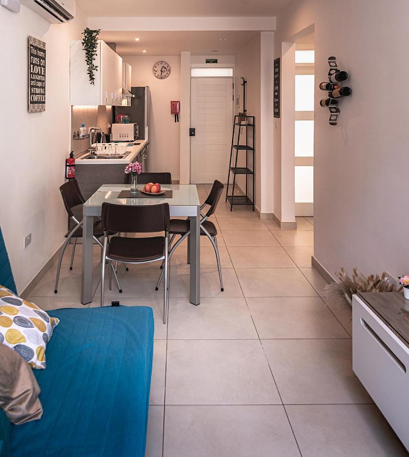 Modern Comfort - 2Br Apartment Center Of St Julians & Paceville Saint Julian's Ngoại thất bức ảnh