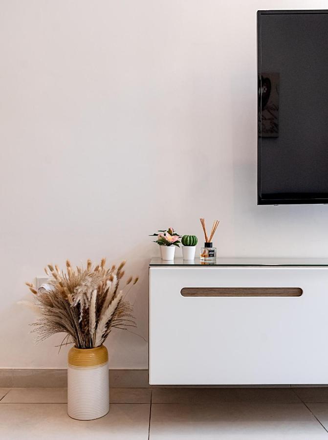 Modern Comfort - 2Br Apartment Center Of St Julians & Paceville Saint Julian's Ngoại thất bức ảnh