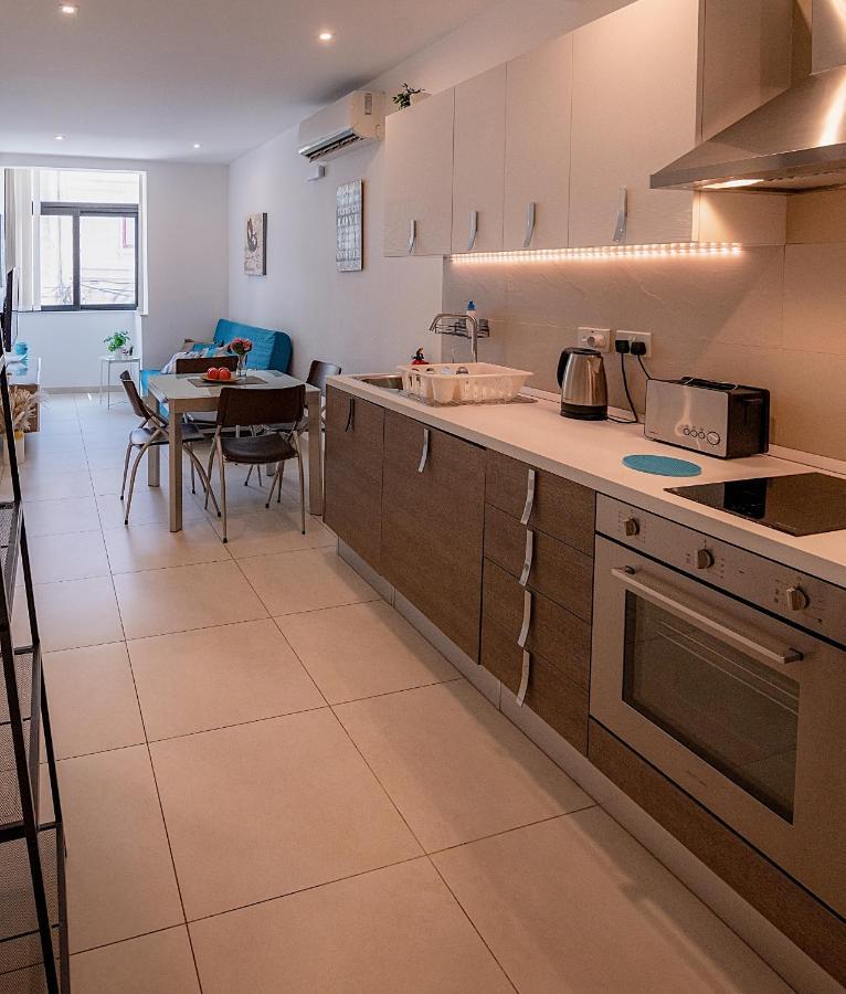 Modern Comfort - 2Br Apartment Center Of St Julians & Paceville Saint Julian's Ngoại thất bức ảnh